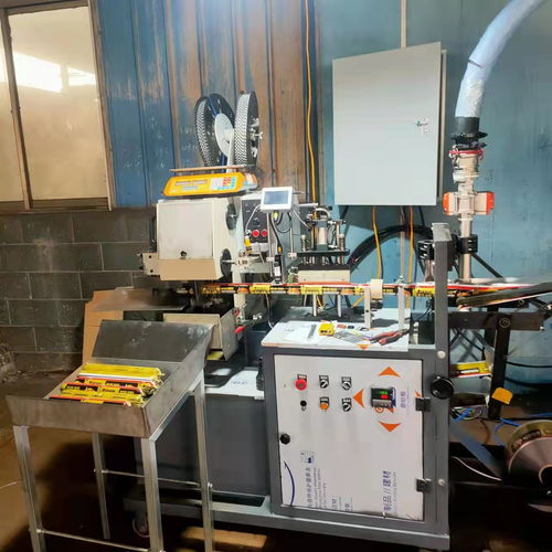 新型玻璃膠灌裝設(shè)備與原料包裝機(jī)械的創(chuàng)新應(yīng)用與發(fā)展趨勢